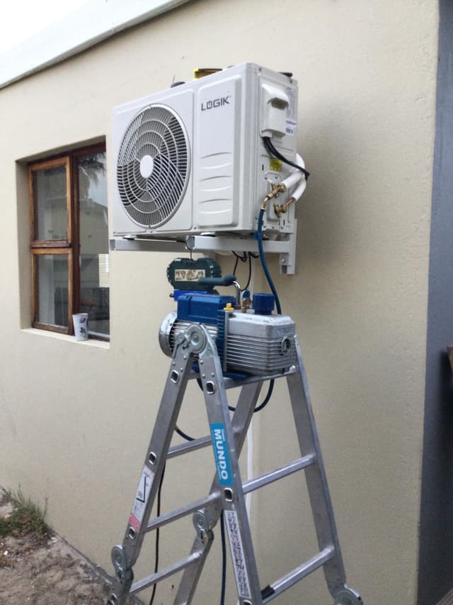 AC outdoor unit service